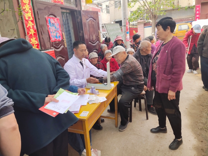 闫金才生活照1