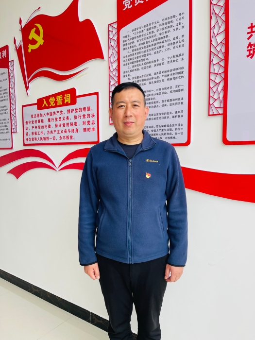 李战军照片