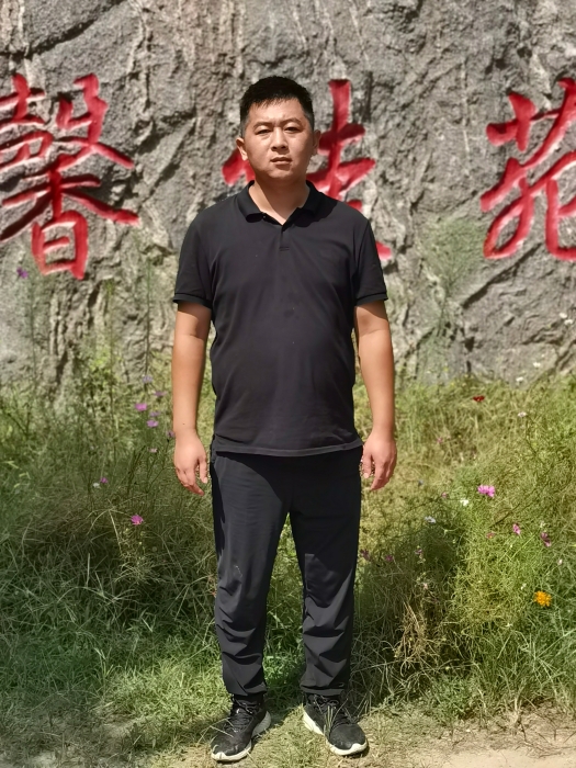 蔡猛照片