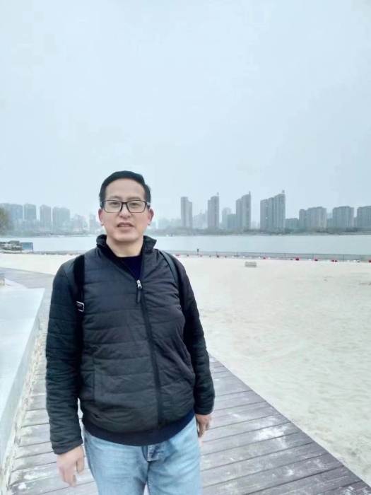 王云 照片